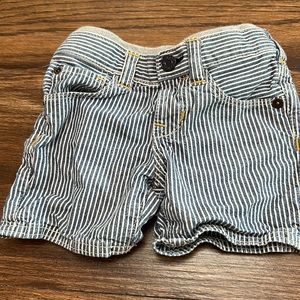 Baby gap stripe shorts